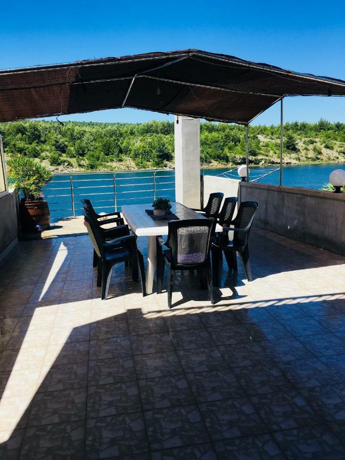Dama Apartment Obrovac Exterior photo